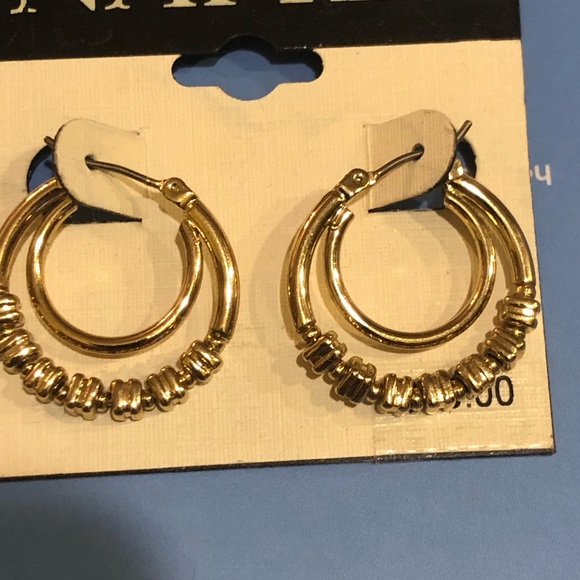 Napier earrings new with tags NWT - Picture 1 of 13
